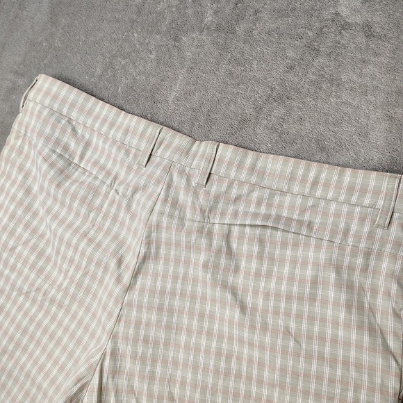 Tommy Bahama Shorts Men's 38 Gray‎ Plaid Golf Nylon Performance Stretch Athletic - Picture 12 of 12